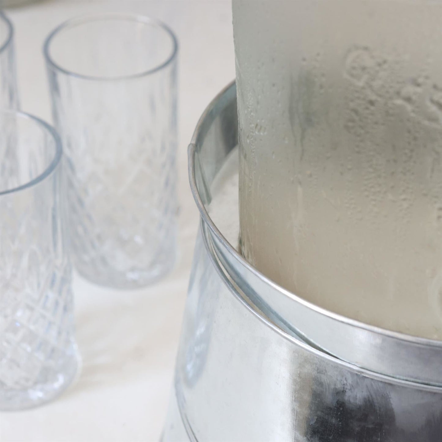 8.7L Glass Drinks Dispenser with Tap & Bucket Stand