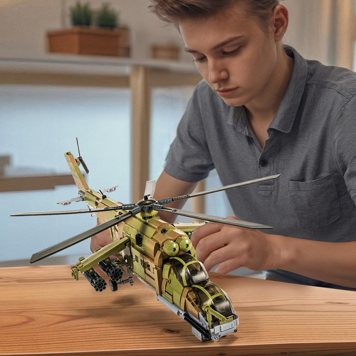 DAHONPA MI-24S Helicopter Build Blocks Set - 850+ Pieces, STEM Toy & Gift