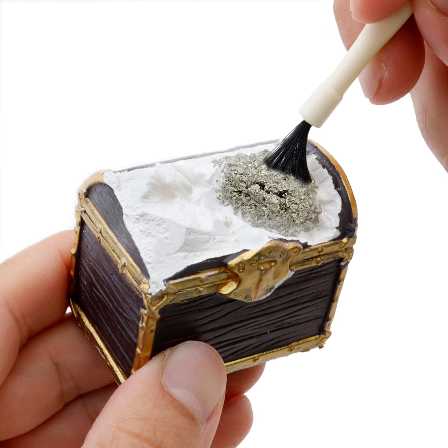 DANCING BEAR Treasure Chest Dig Kit Party Pack – 12 Gems & Crystals