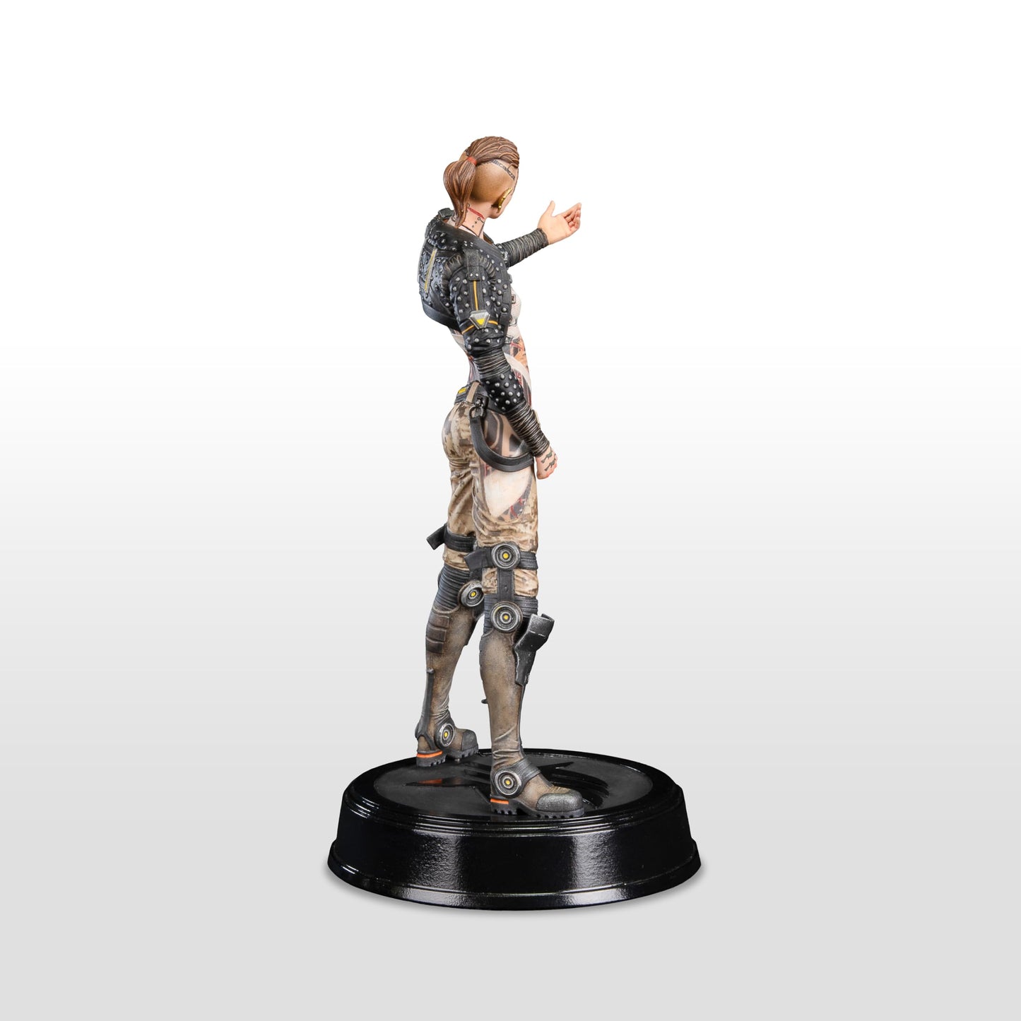 Dark Horse Deluxe Mass Effect Jack Figure – 8-Inch PVC Statue