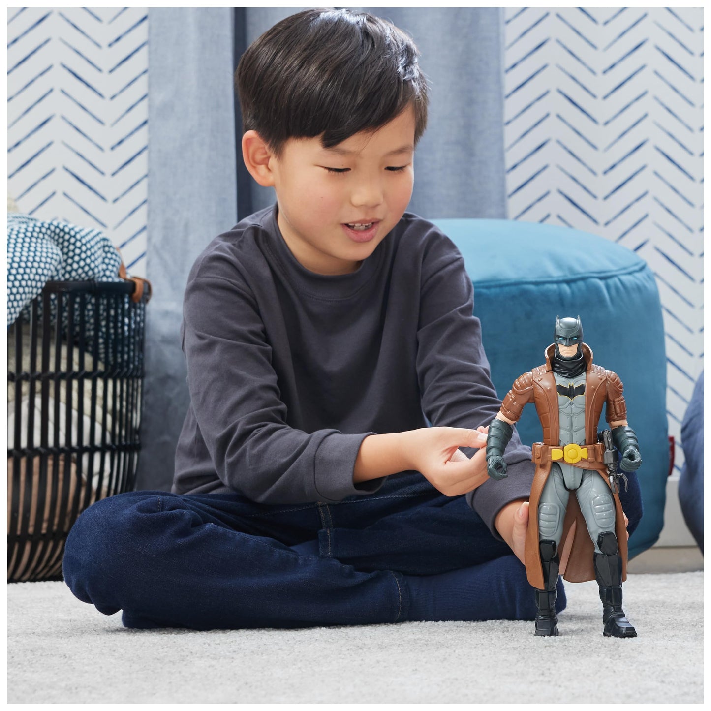 DC Comics Batman Action Figure - 12-Inch, 11-Point Articulation | Kids Toys 3+