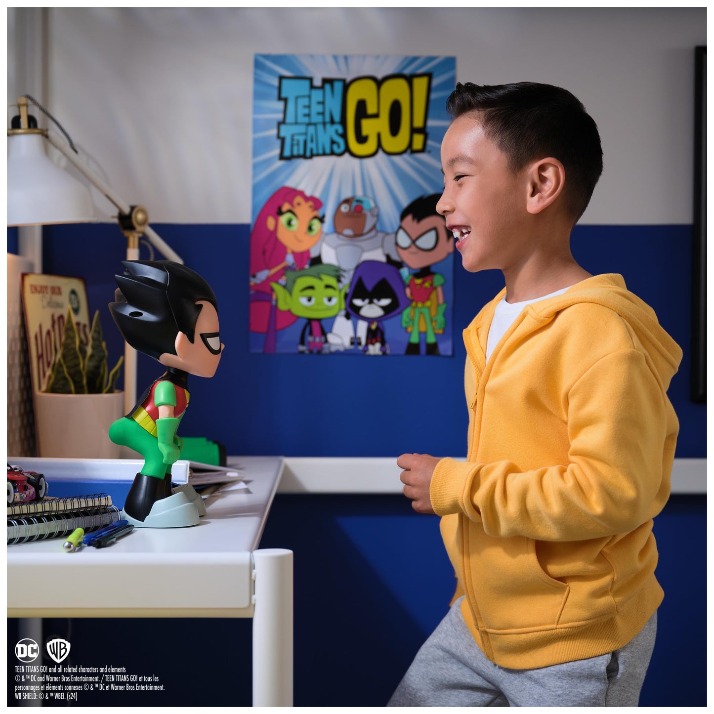 DC Comics Teen Titans Go! Booty Scooty Robin – Dancing Figure with Music (Ages 4+)