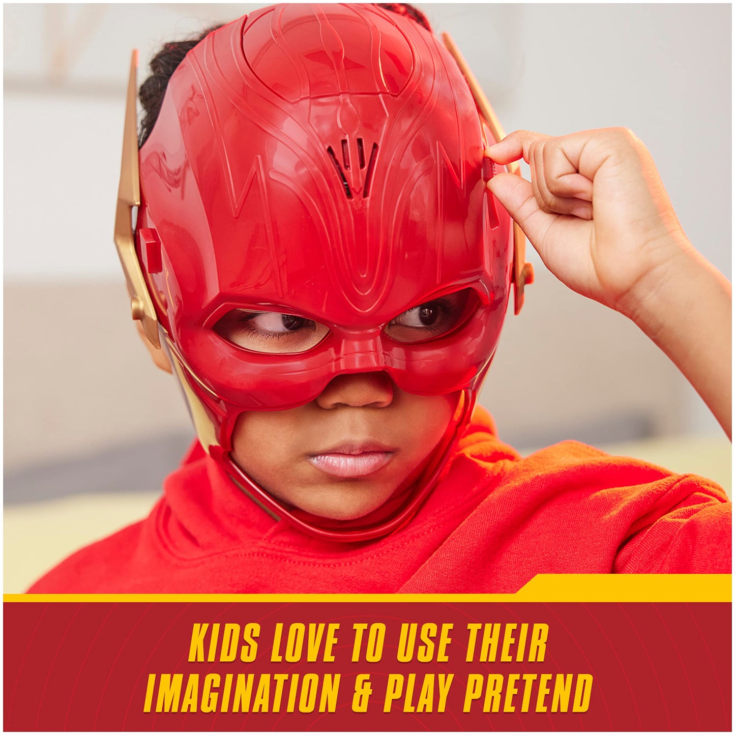 DC Comics The Flash Hero Set — Mask with Visor & Ring, 10+ Sounds & Lights for Kids 4+