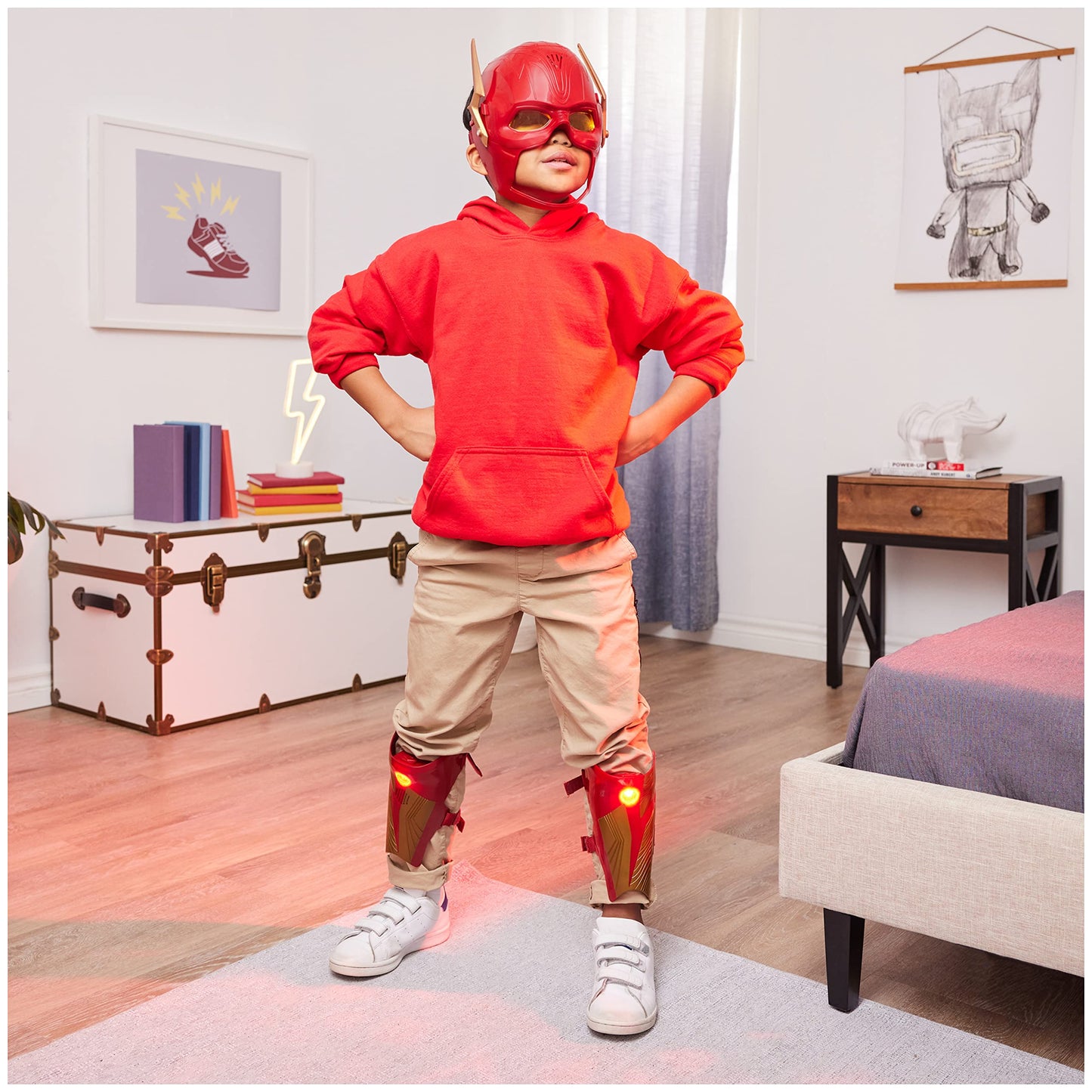 DC Comics The Flash Hero Set — Mask with Visor & Ring, 10+ Sounds & Lights for Kids 4+