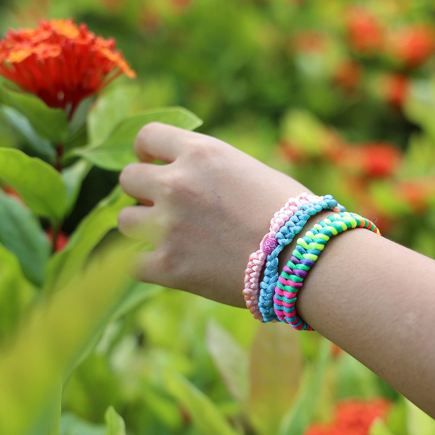 DDAI Friendship Bracelet Kit for Girls 8-12 – Creative DIY Jewelry Gift