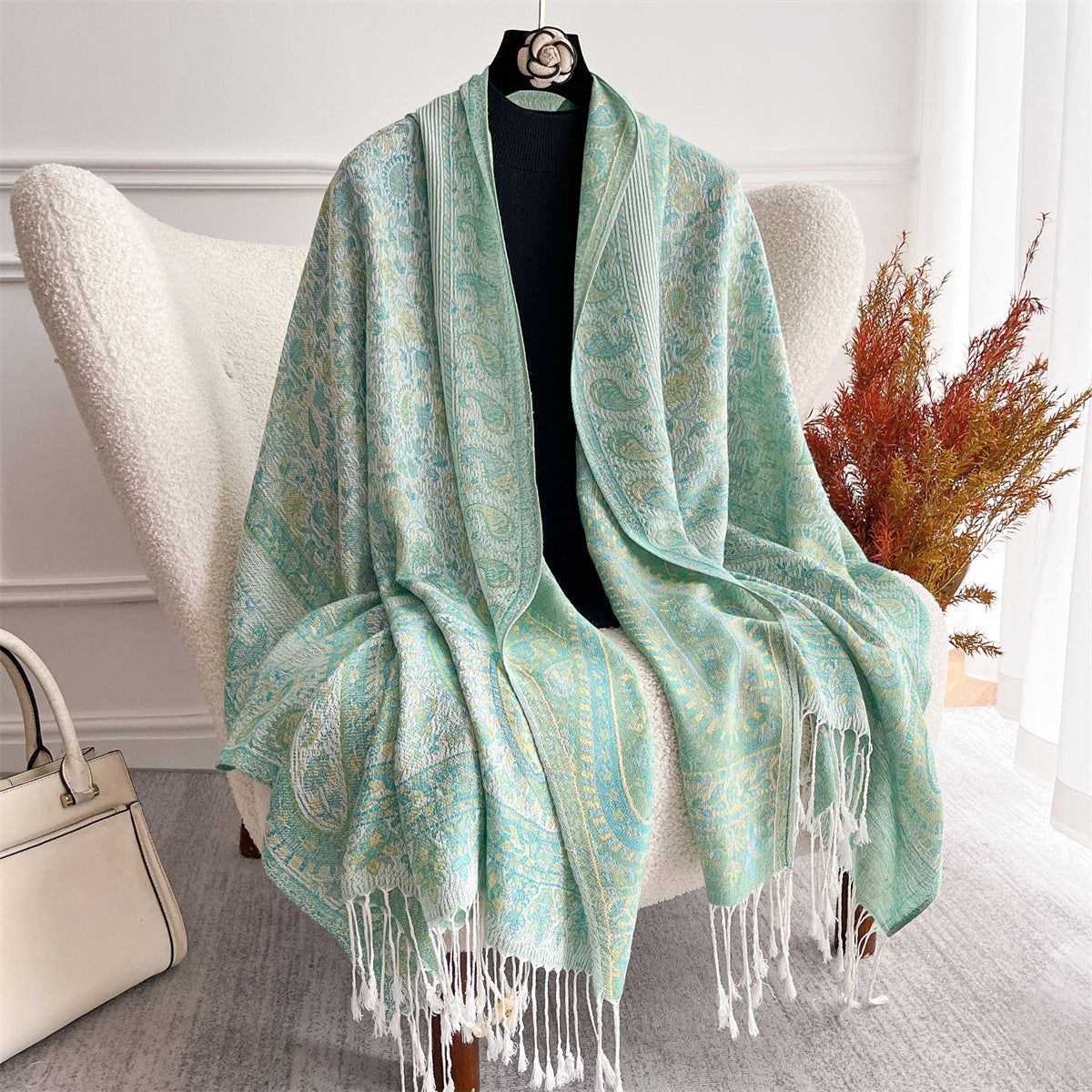 Cashew Jacquard Faux Cashmere Shawl – Vintage Tassel Detail