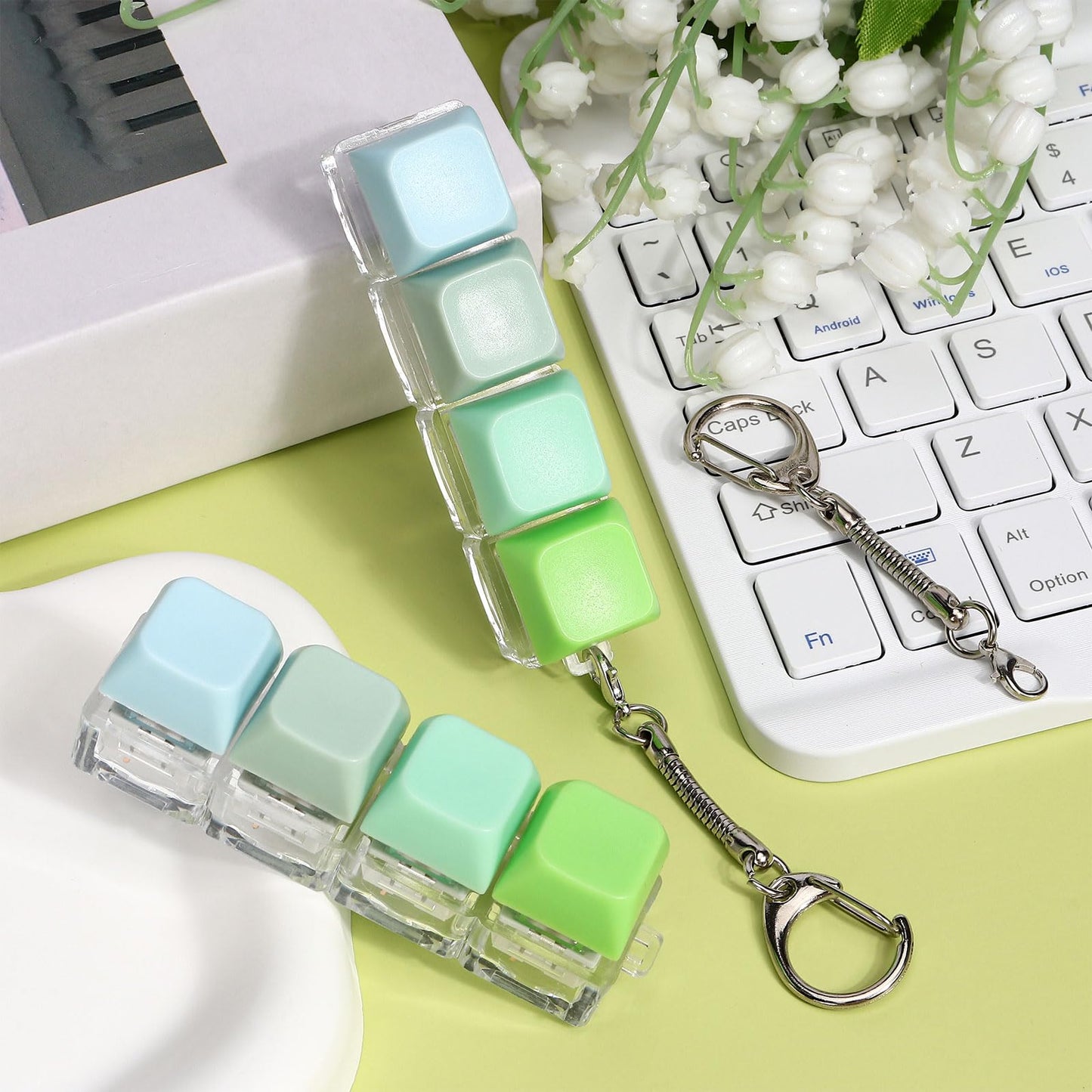 DEARIDAP 2-Pack Keyboard Fidget Keychains – 4-in-1 Push Bubble (Green)