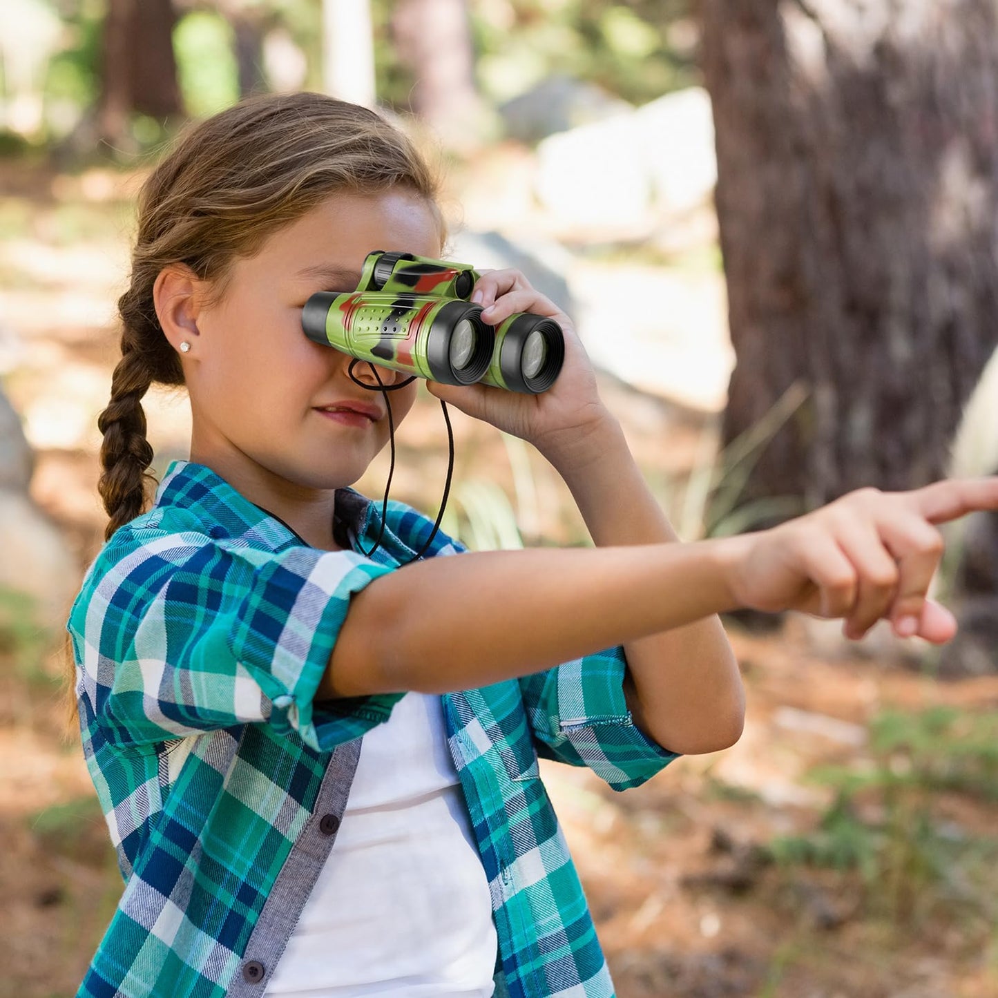 Deekin 16 Toy Binoculars with Neck String – Camouflage Jungle Explorer Pack