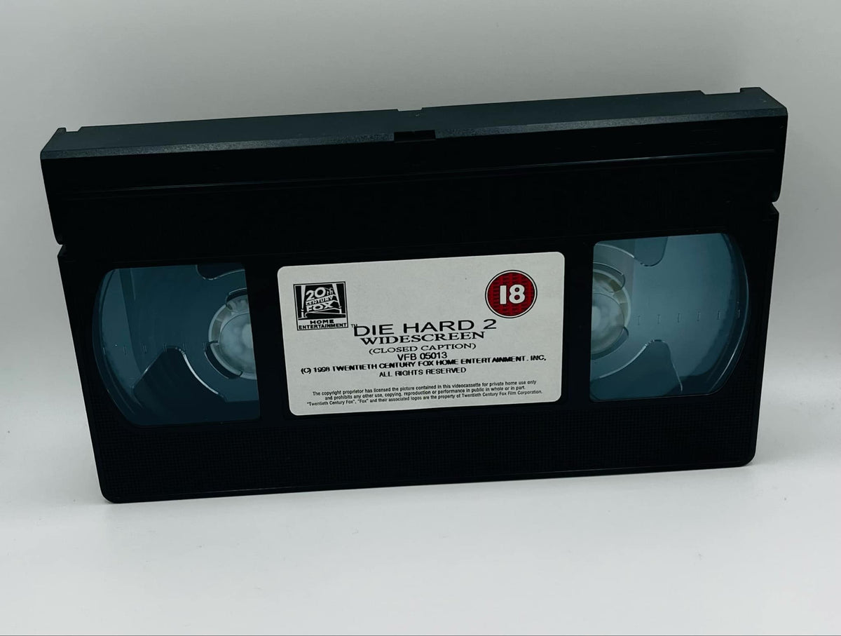 Die Hard 2 (Widescreen Series) (18)