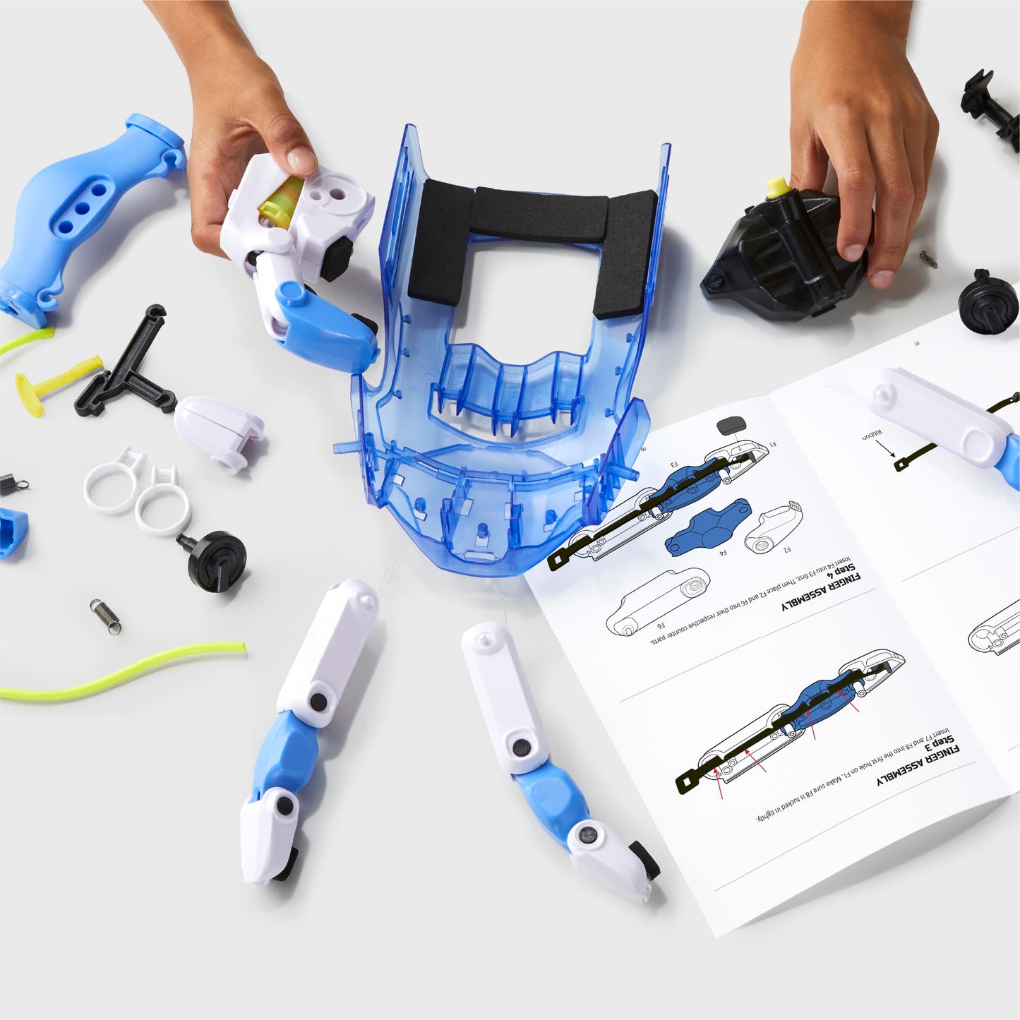 Discovery Kids Bionic Hand Robotics Kit – 87-Piece DIY STEM Toy for Ages 8+