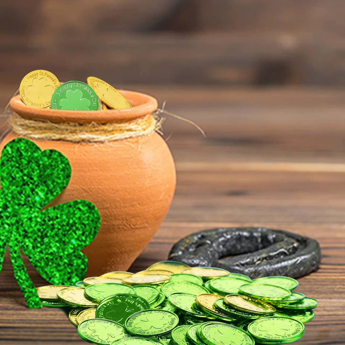 DIYASY St. Patrick's Shamrock Good Luck Coins – 144 Plastic 3-Leaf Clover Tokens in Green & Gold