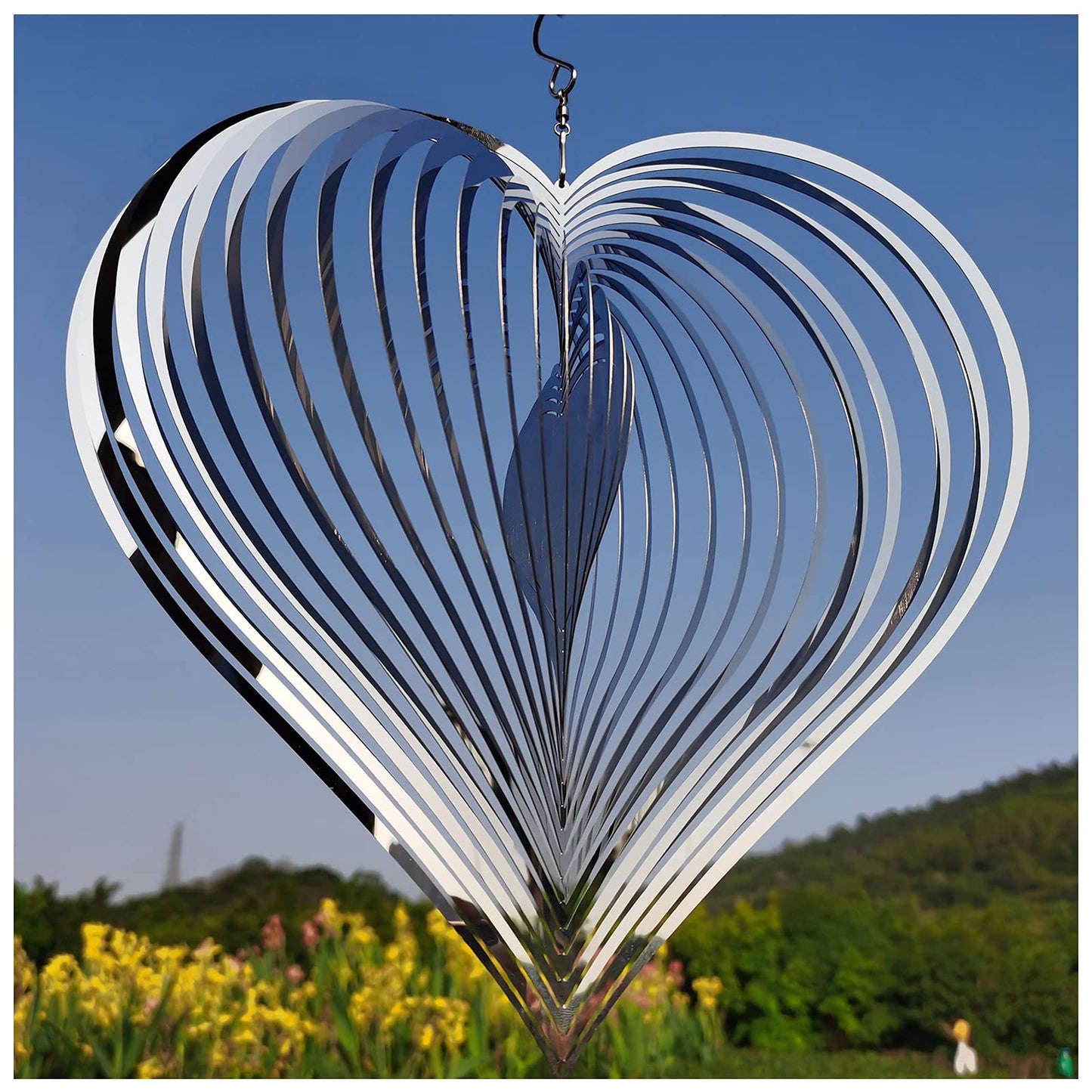 DJUAN Silver Heart Wind Spinner – Outdoor Metal Decoration for Yard & Garden