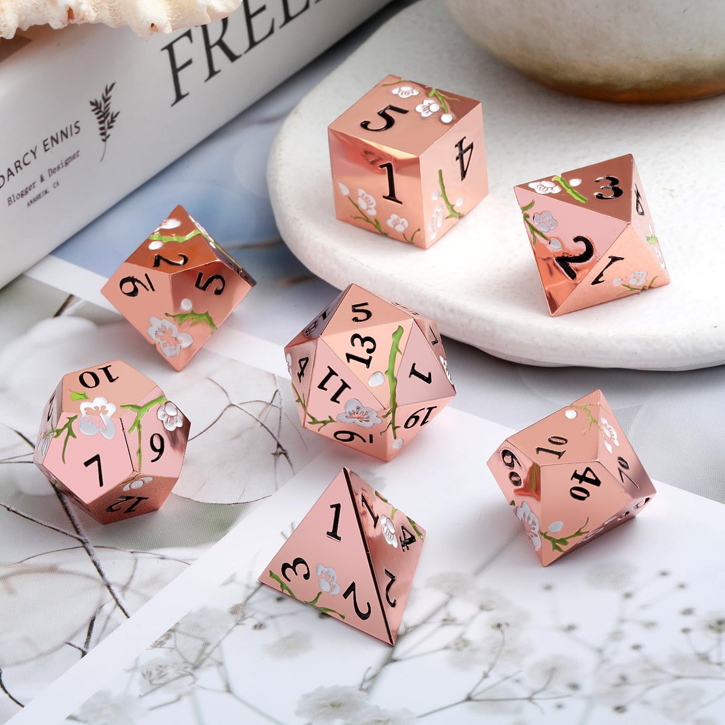 DNDND Flower Metal Dice Set – 7-Piece Gold & White D&D Dice with Gift Case