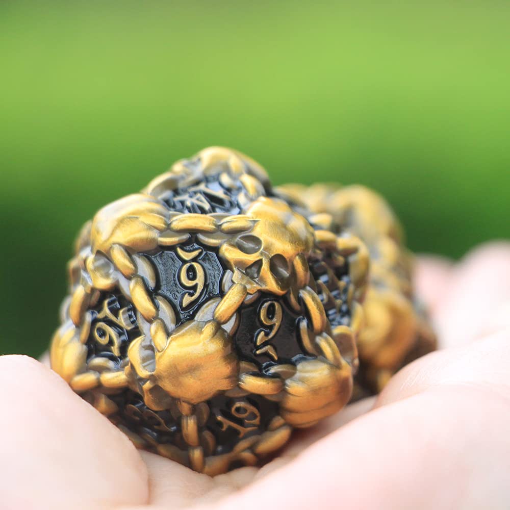 DNDWoW Heavy Metal Gold Skull D20 with Chains – 31mm Oversized Skull Dice for Tabletop RPGs BKGH9