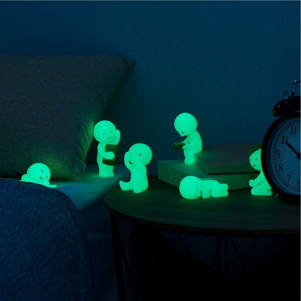 Dreams Smiski Glow in the Dark Mini Figure Set: Bed + Living Series – Blind Box, 2 Assorted
