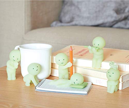Dreams Smiski Living Series Blind Box Figure – Glow-in-the-Dark Mini Collectible