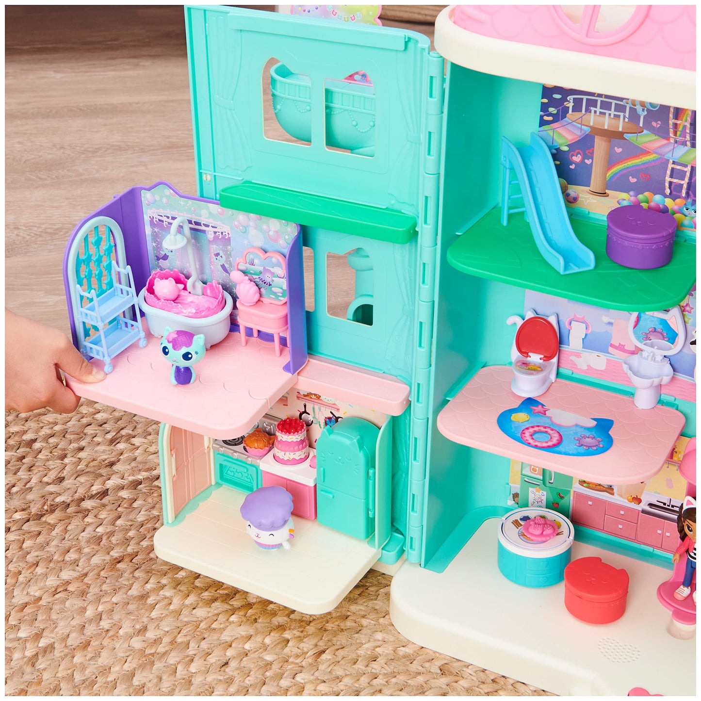 Gabby’s Dollhouse Primp & Pamper Bathroom with MerCat – 3 Accessories & 2 Deliveries