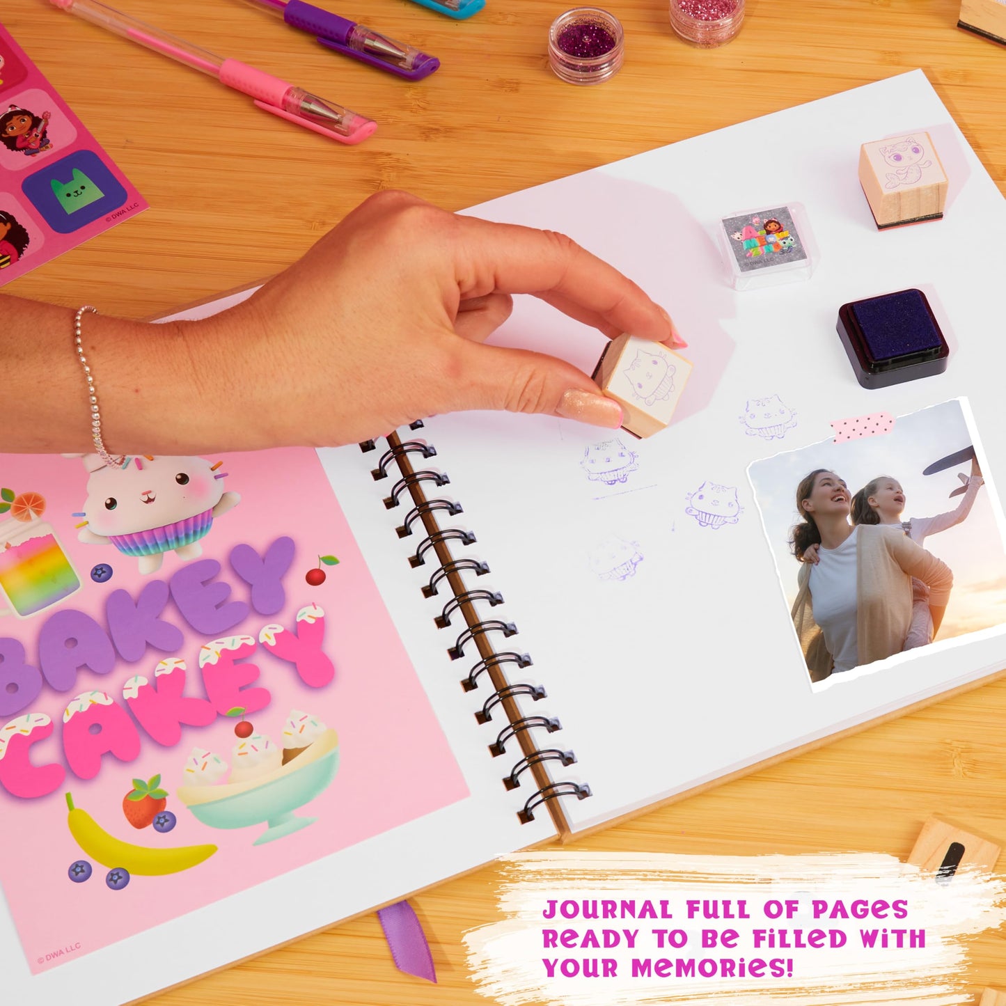 Gabby’s Dollhouse Scrapbook Kit for Kids | Creative Art Set by DREAMWORKS