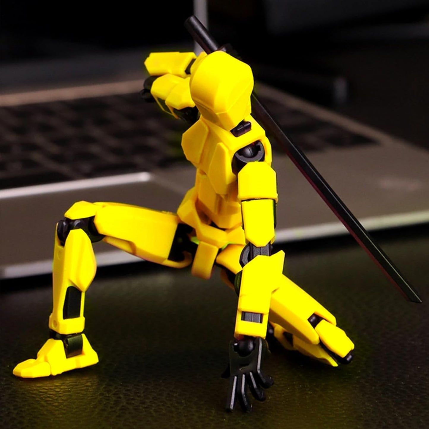 Dumwick Titan13 Action Figure - 3D Printed, Multi-Jointed Robot with Accessories