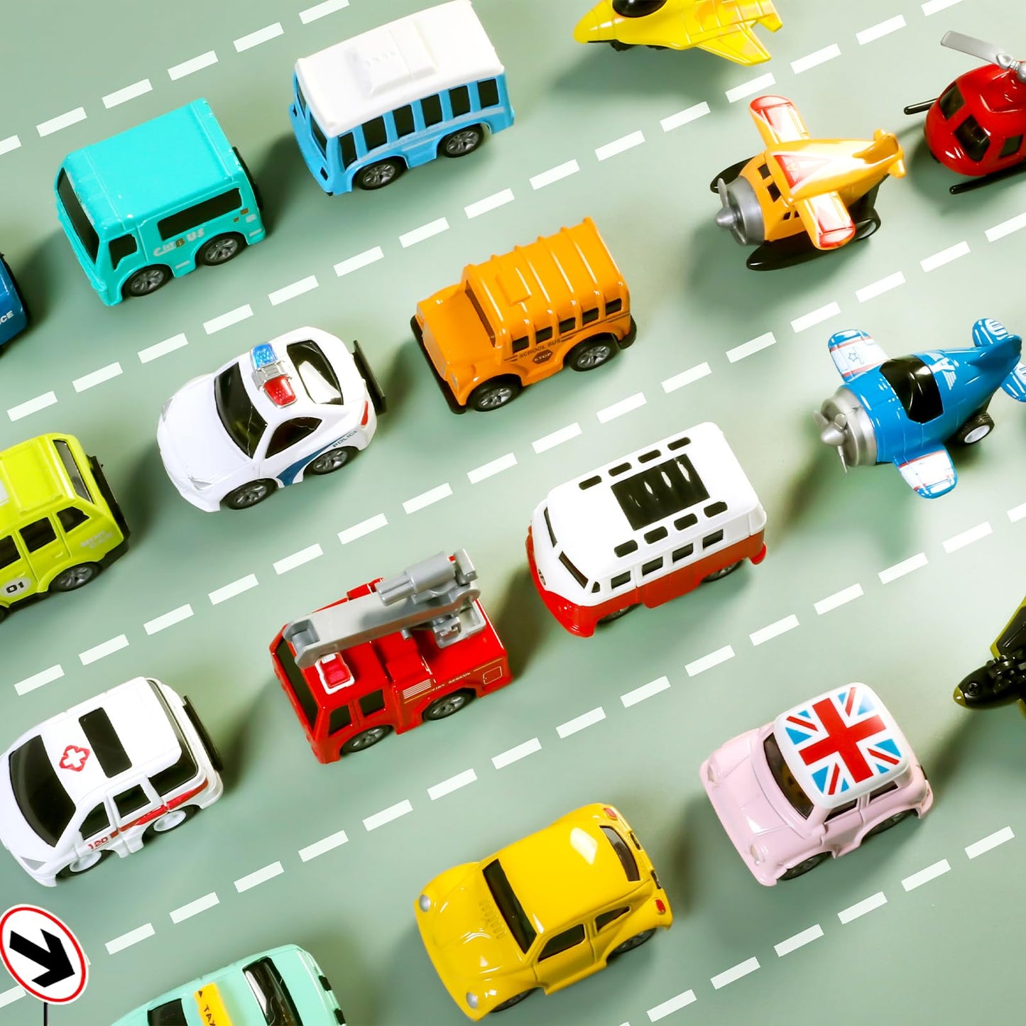 DUNRIOG 18-Pack Pull Back Cars & Airplanes – Mini Die-Cast Toys for Kids