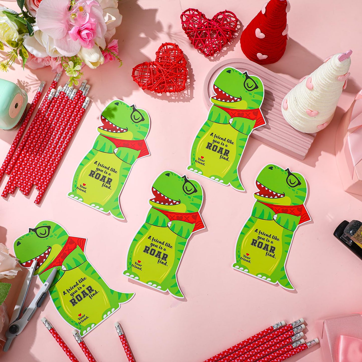 Dunzoom 36 Sets Dinosaur Valentine Cards & Heart Pencils – Classroom Gifts & Party Favors