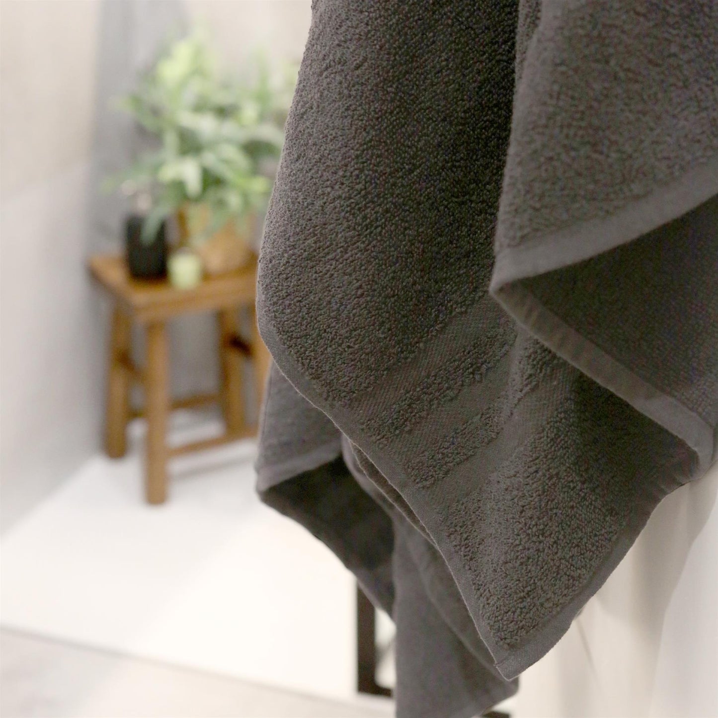 160cm x 90cm Cotton Super Bath Sheet