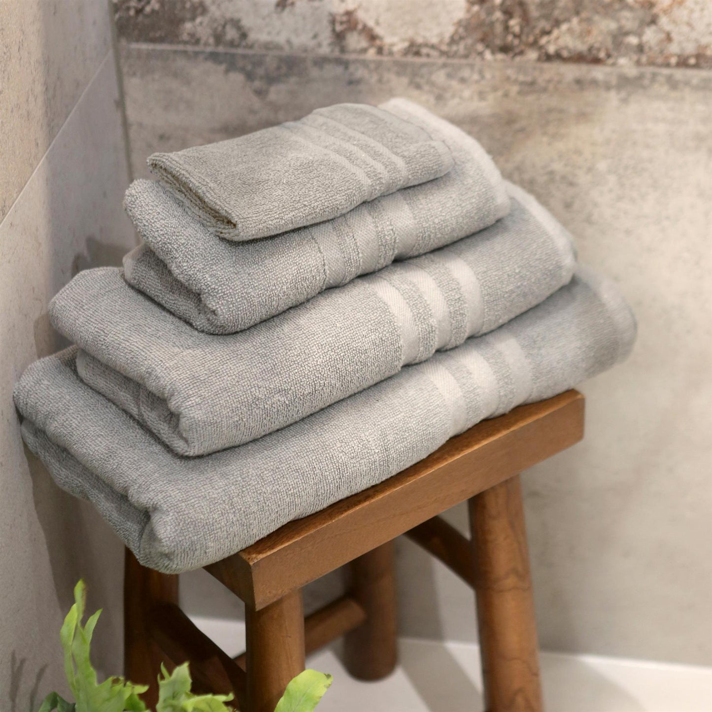 160cm x 90cm Cotton Super Bath Sheet