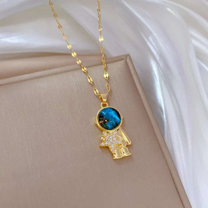 ZAKOL Spaceman Astronaut Star Necklaces For Women Girls Gold Color Planet Moon Pendant Clavicle Chain Choker Jewelry Gifts