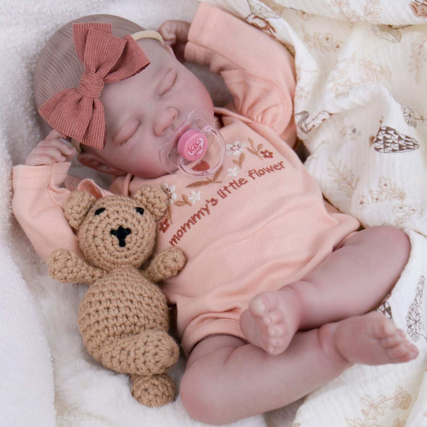EKOKIZ Lifelike Reborn Baby Doll - 20-Inch Realistic Girl with Complete Accessories