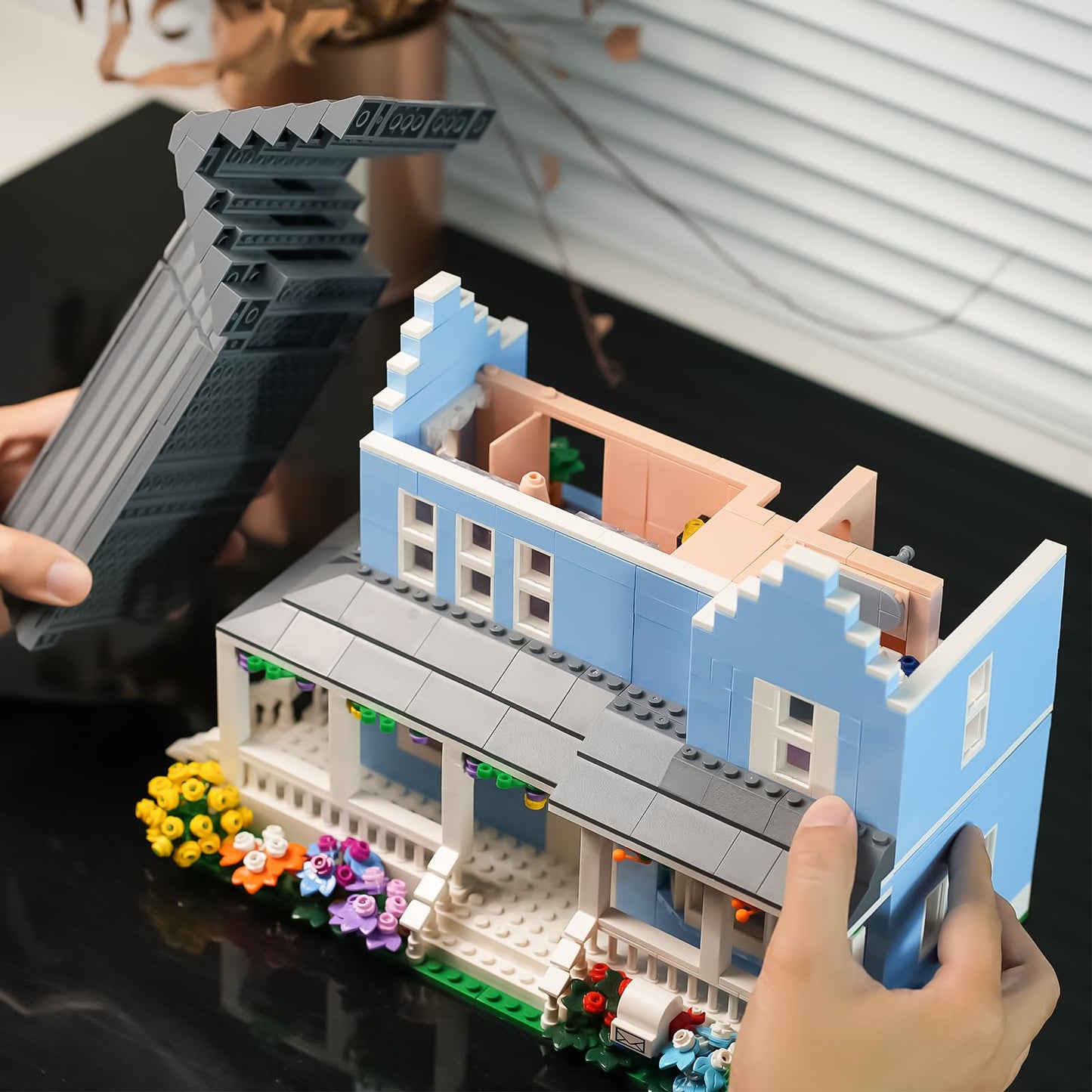 ENJBRICK Gilmore House Building Set — LEGO-Compatible Architecture Kit, 1524 Pieces for Girls