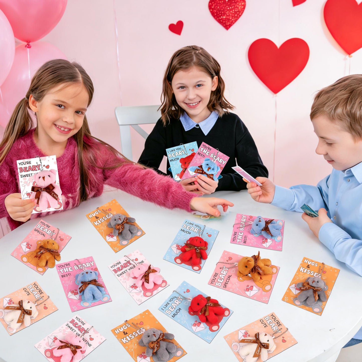 Envotek 28-Pack Valentines Day Cards with Mini Bear Plush Keychains – Classroom Gifts & Party Favors
