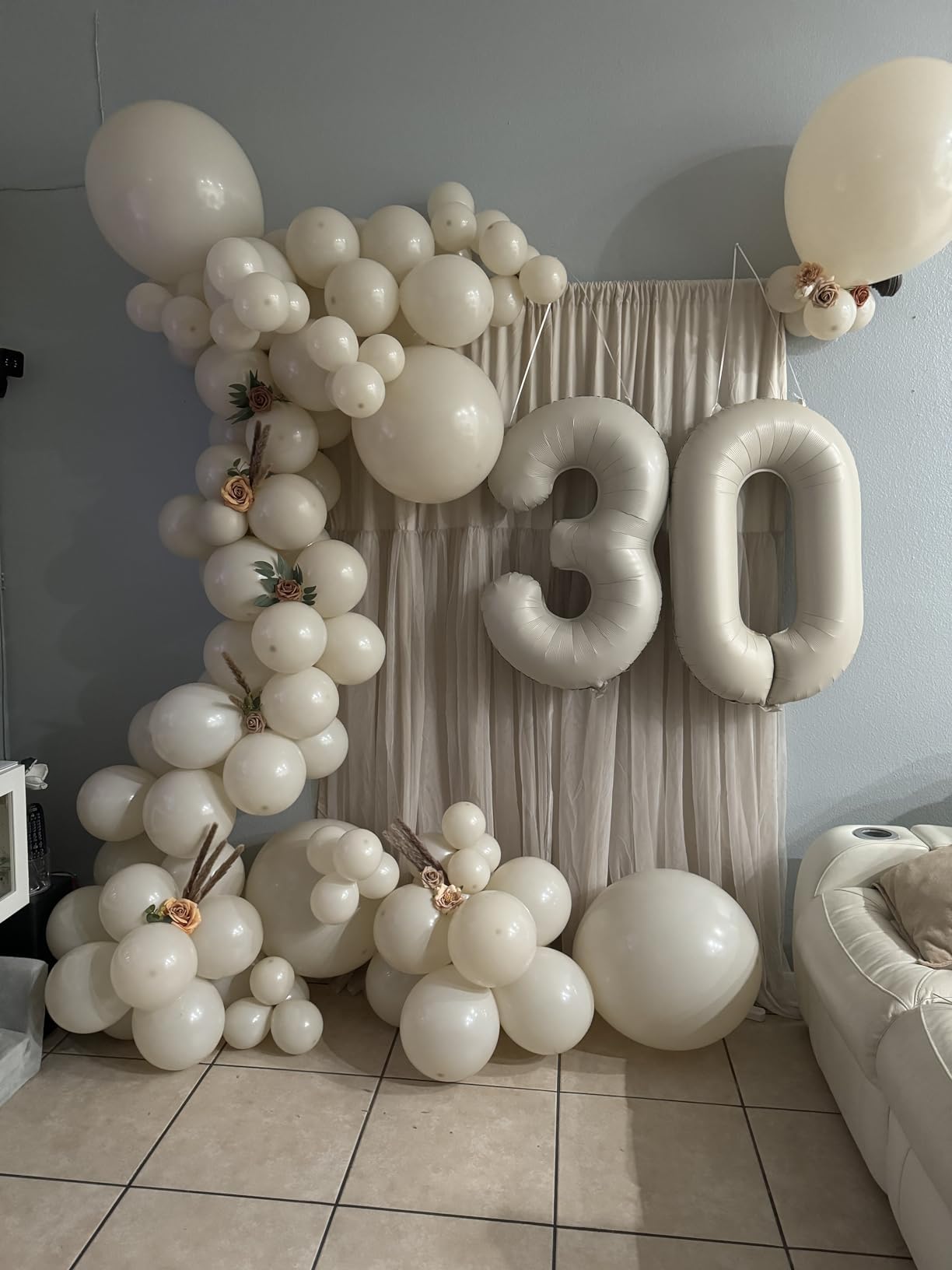 Enyeopd 40-Inch Cream Number Balloon – Happy Birthday Numerals for All Ages