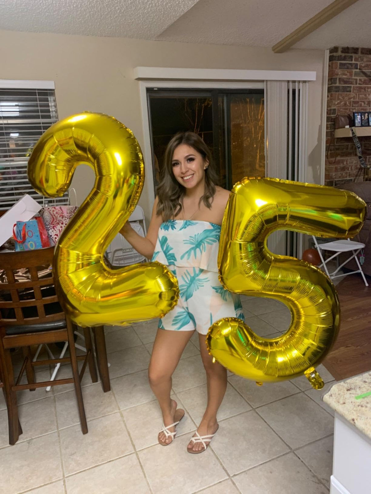 Enyeopd Number 25 Gold Balloons - 40 Inch Number Balloon Set for Birthdays & Events