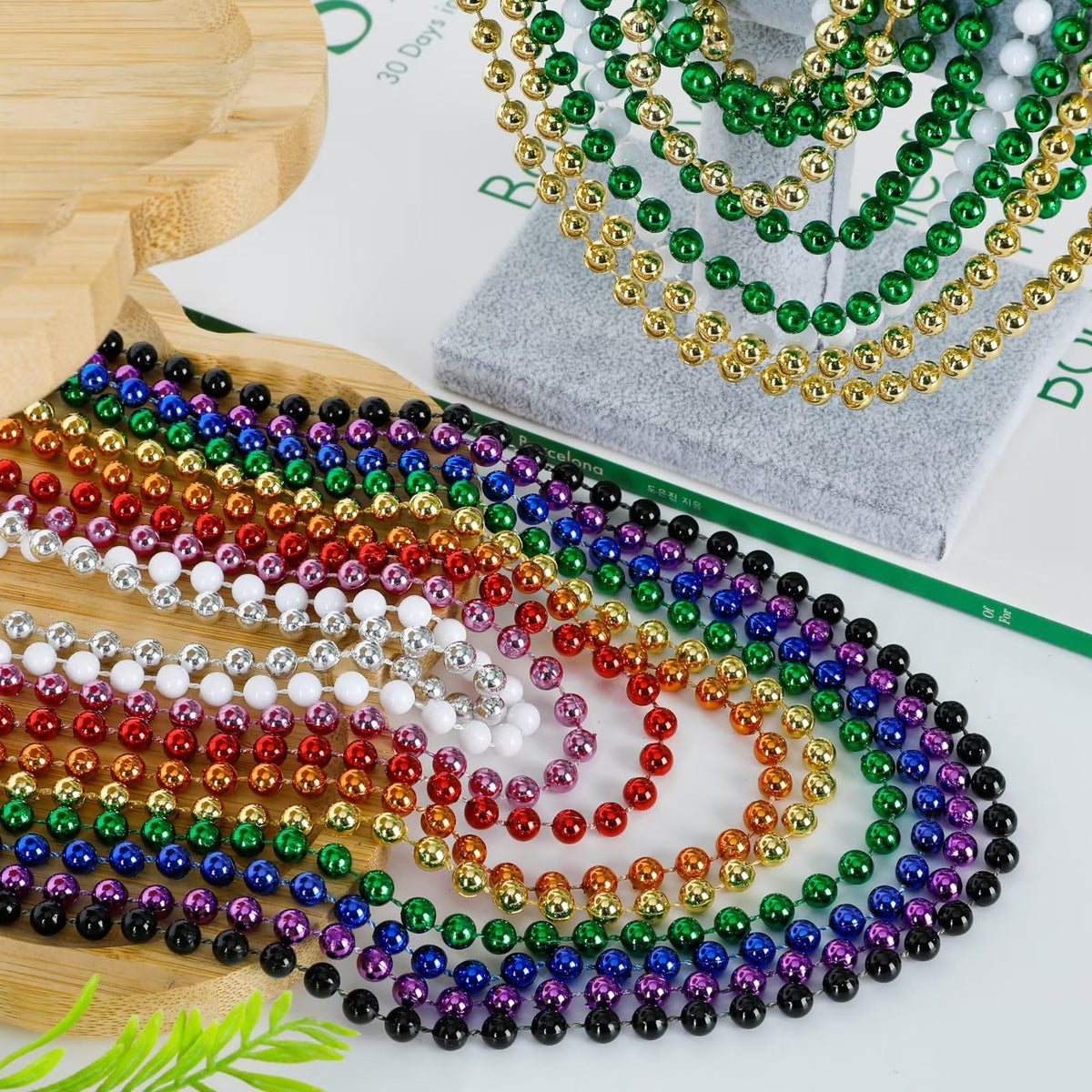 EOBOH 50-Pack Mardi Gras Beads – 33-inch Metallic Bead Necklaces for Parties, Parades & Weddings