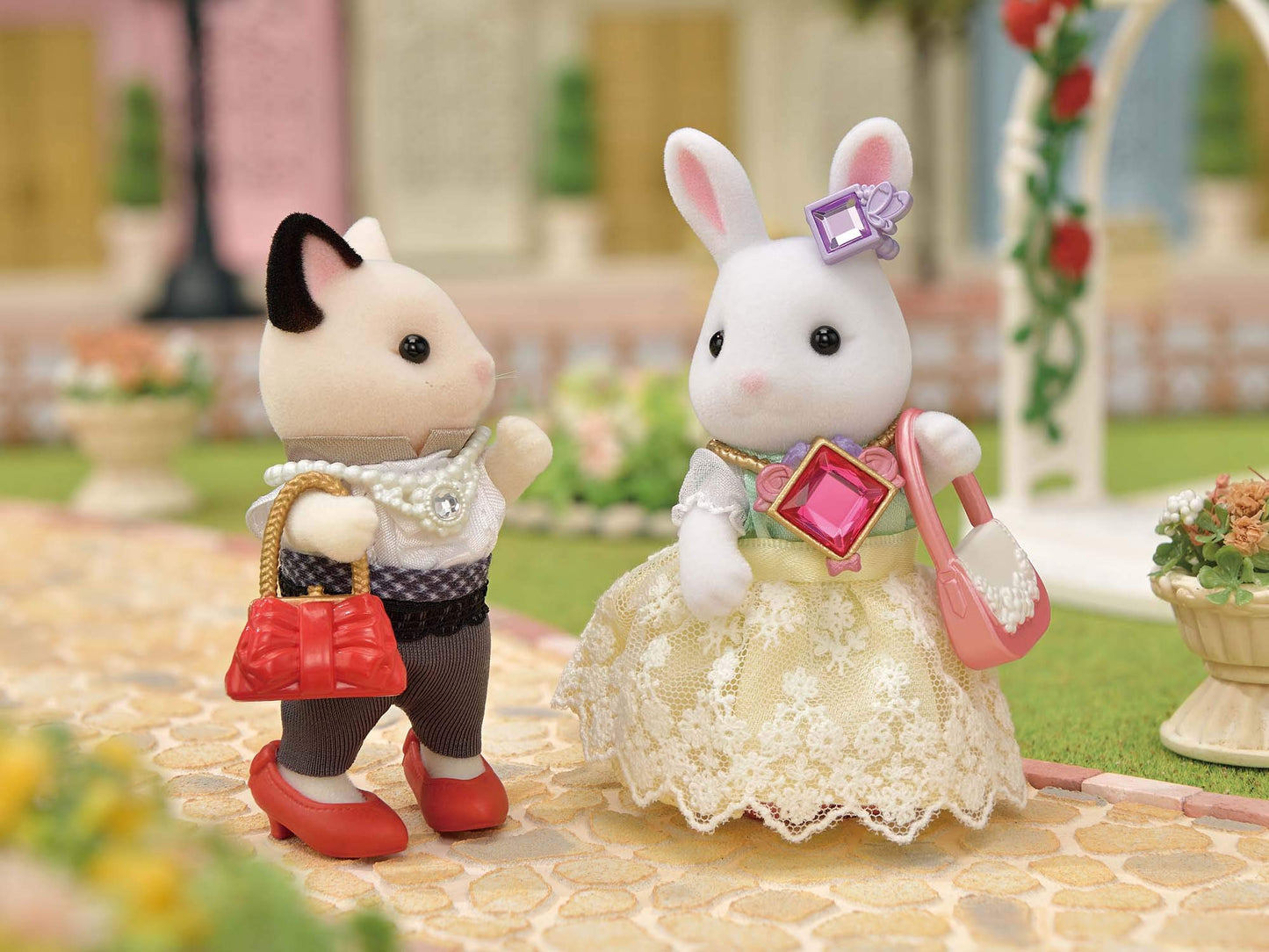 EPOCH Sylvanian Town Fashion Outfit Set – Bling Jewelry Collection (TVS-14)