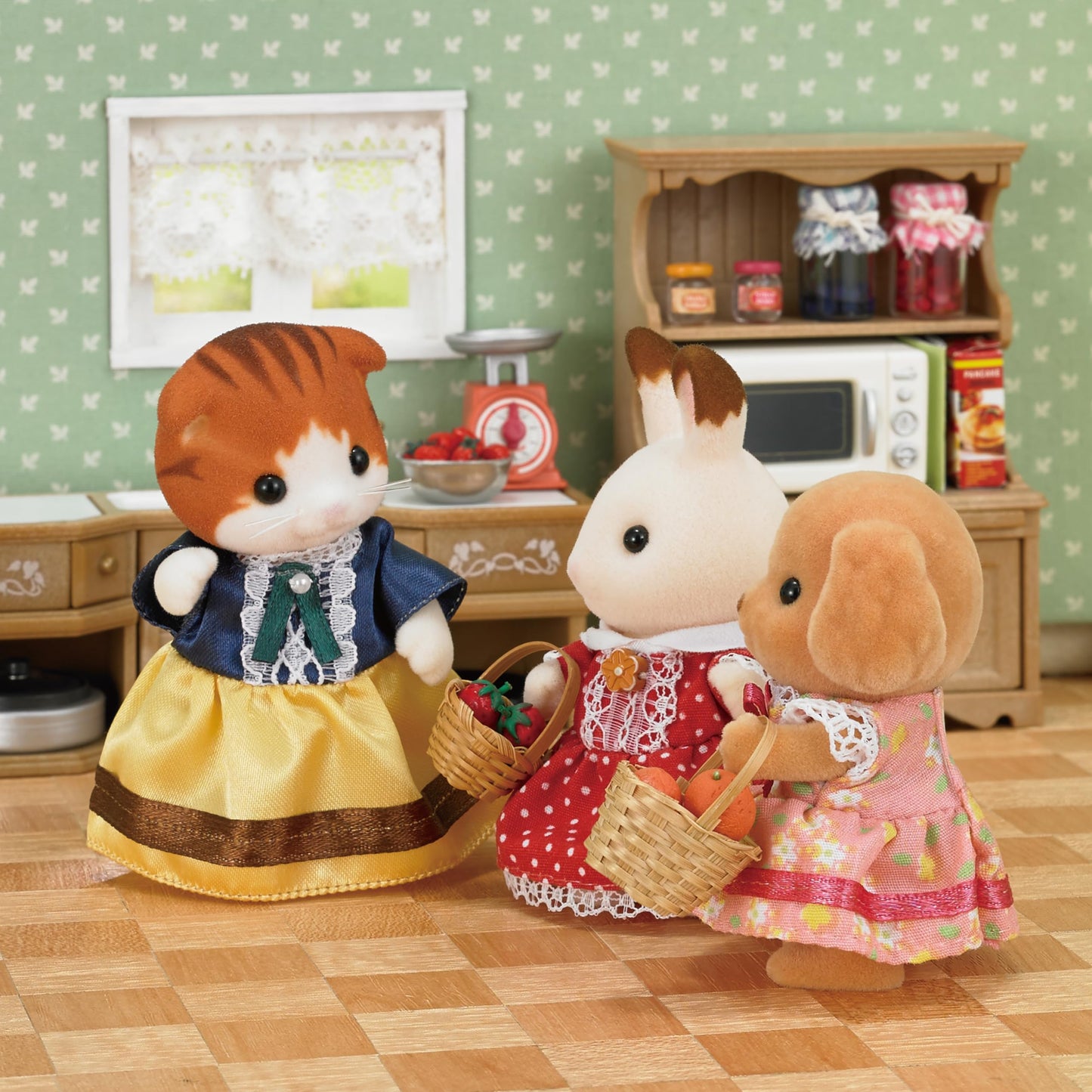 EPOCH Sylvanian Maple Cat Family FS-30 – Poseable Doll Set