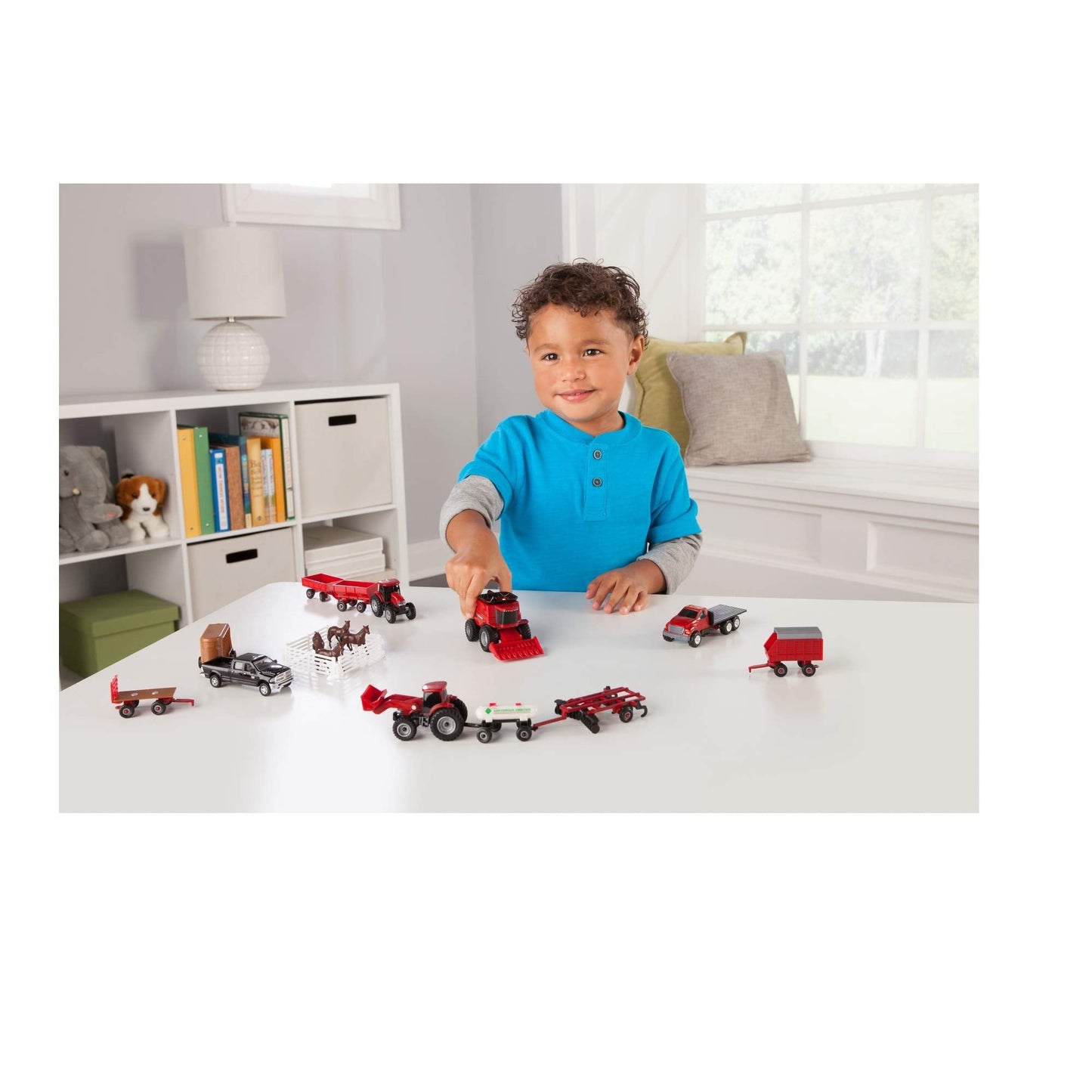 ERTL 1/64 Case IH Tractor & Vehicle 20-Piece Value Set | ZFN44091