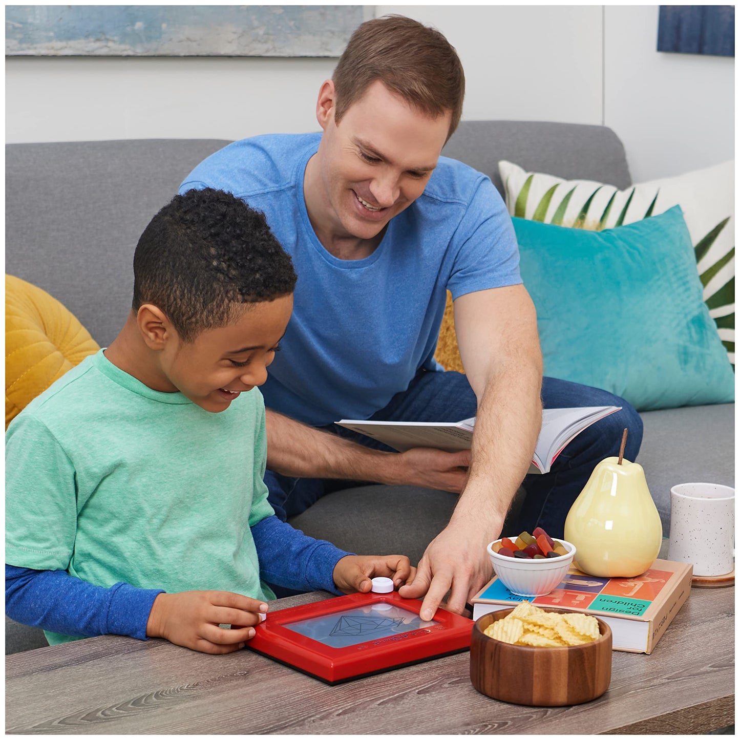 Etch A Sketch Classic Red Drawing Toy with Magic Screen | Ages 3+