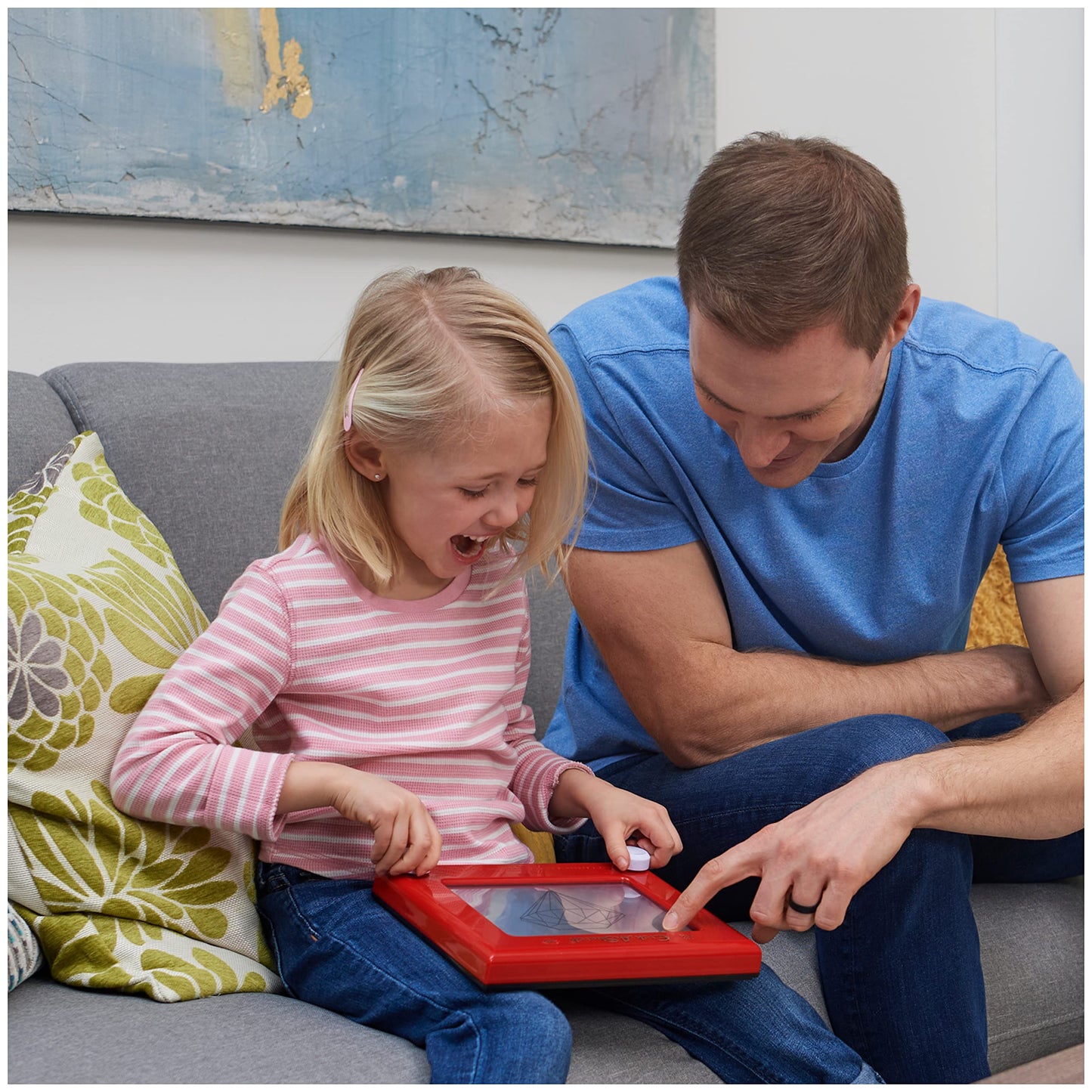 Etch A Sketch Classic Red Drawing Toy with Magic Screen | Ages 3+