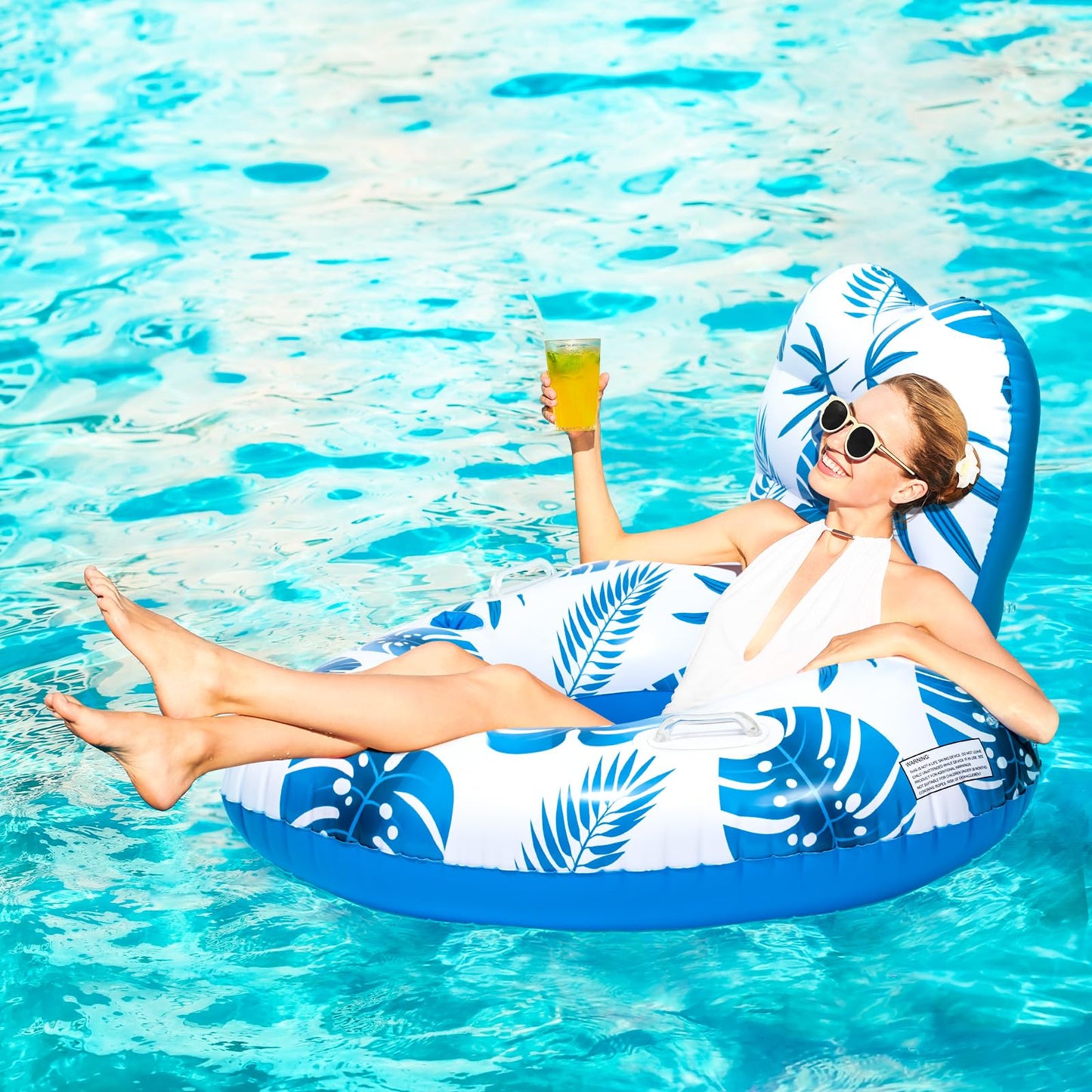 Etegow 2025 Model: Inflatable Unibody Pool Lounger with Cup Holders