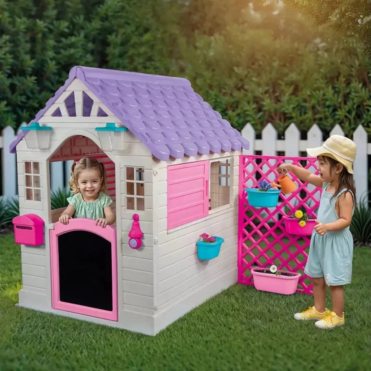 Dolu Deluxe Garden Playhouse with Fence – Pink