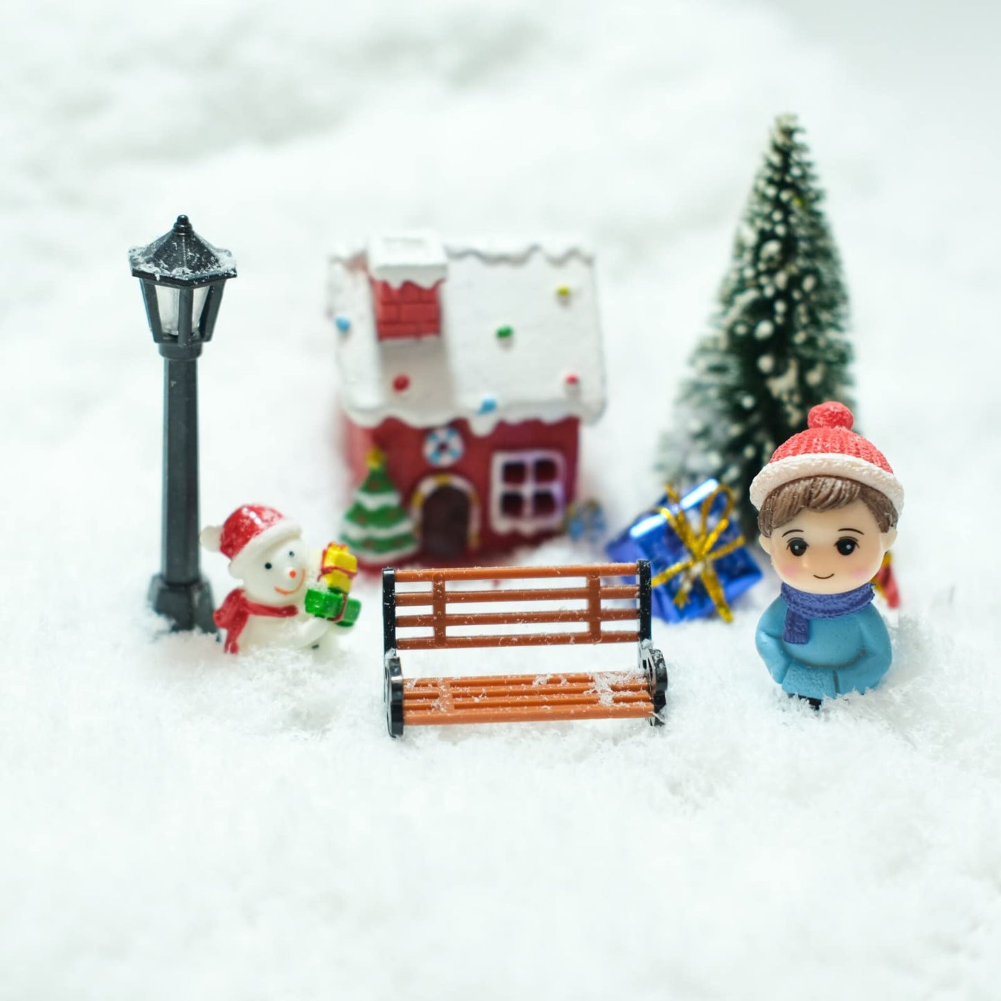 FABMODE 3 Pcs Christmas Dollhouse Benches & Mini Street Lamp - 1:25 Scale