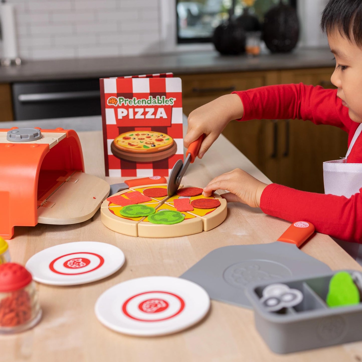 Fat Brain Toys Pretendables Backyard Pizza Oven Set | Kids Pizza Play & Storage