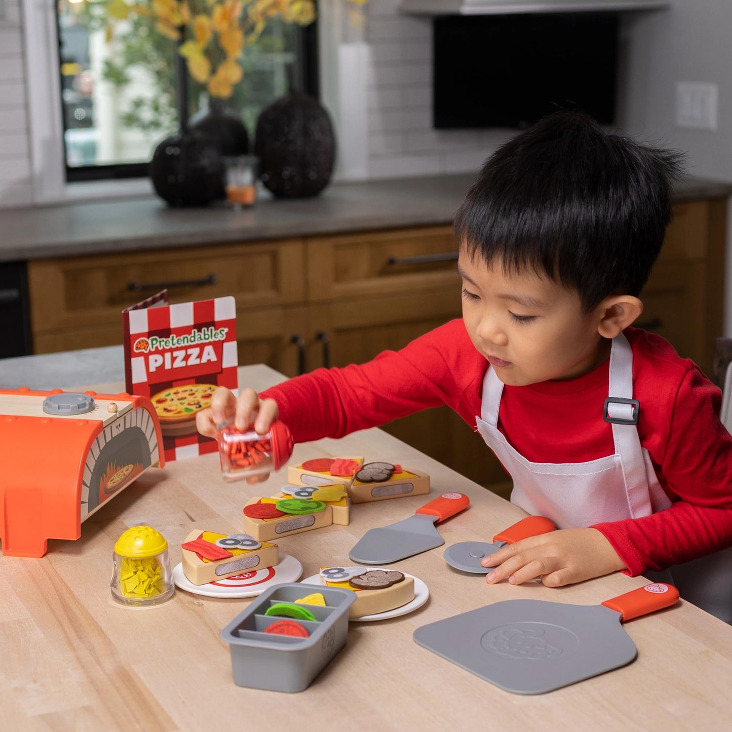 Fat Brain Toys Pretendables Backyard Pizza Oven Set | Kids Pizza Play & Storage