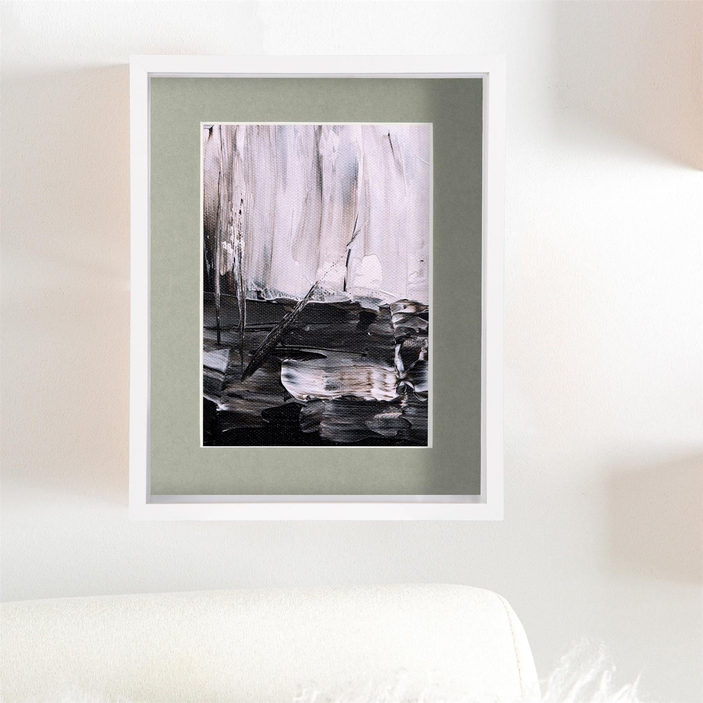 8" x 10" White 3D Deep Box Photo Frame - with 5" x 7" Mount