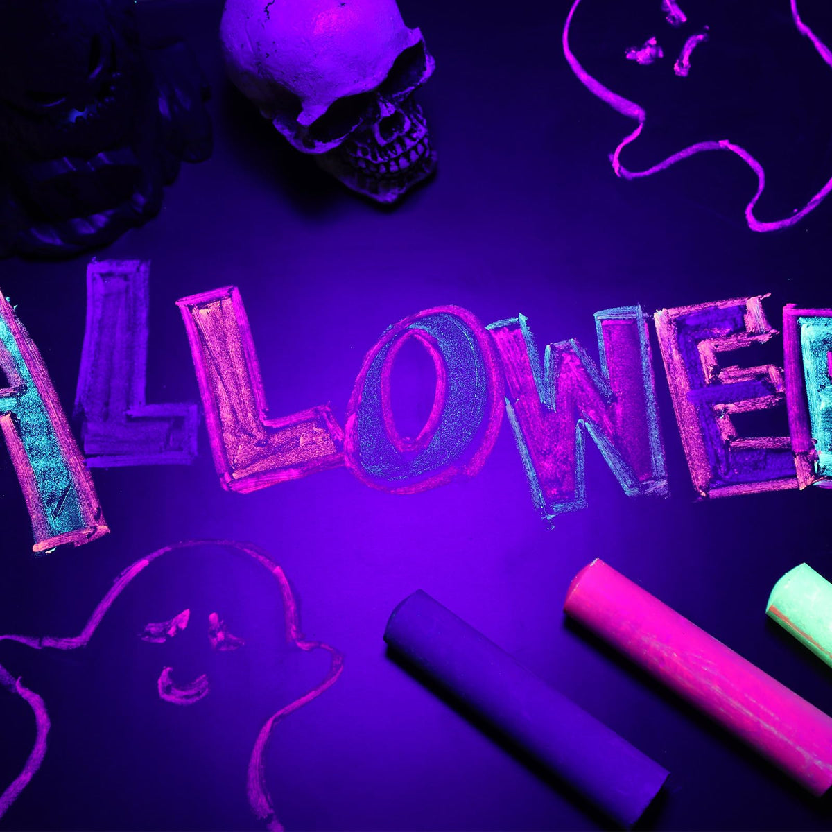 Feifeiya Glow in the Dark Chalk Set – 12 Pcs Neon UV Chalk, Washable, Dustless Cylindrical