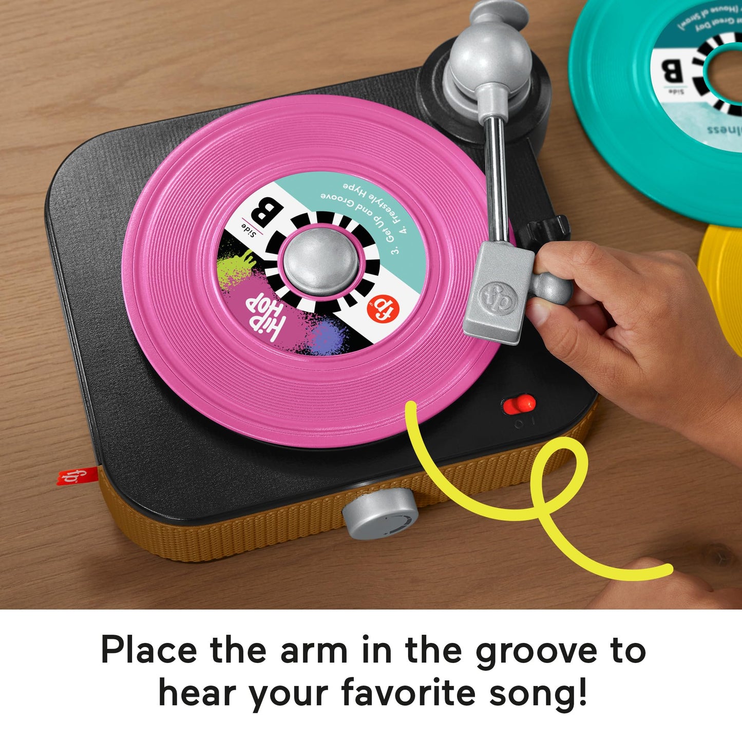 Fisher-Price Rockin’ Record Player – Musical Toy for Preschool Pretend Play