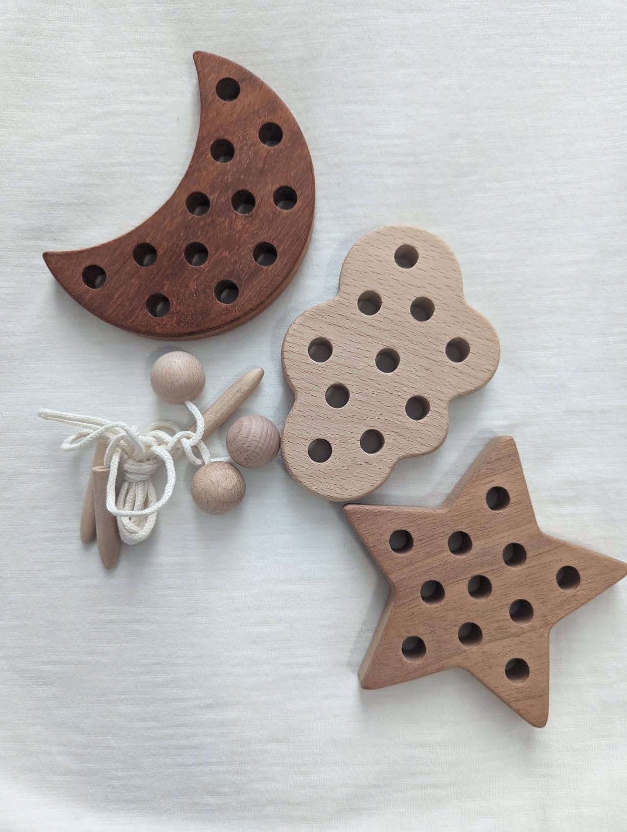 FlameFlash Wooden Lacing Toys for Toddlers 1-3 | Moon, Stars & Cloud – Montessori Beech Wood