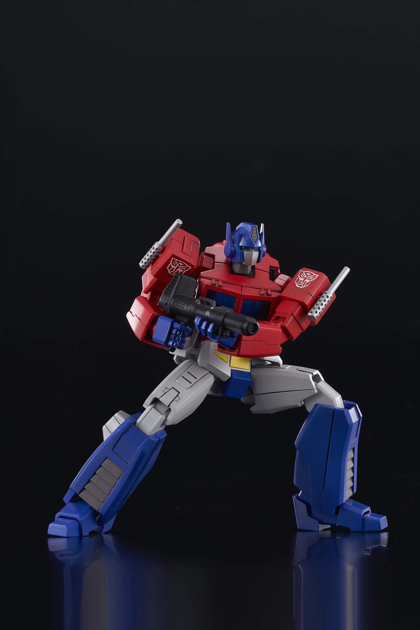 Flame Toys Transformers Optimus Prime G1 Ver. Furai Model Kit – 6-Inch Articulated Figure