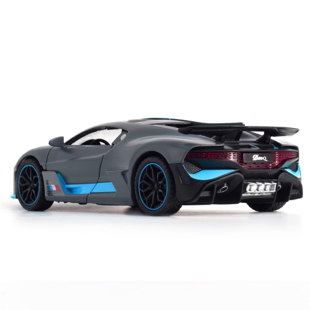 FLYKIRIN 1:32 Bugatti Divo Diecast Car – Light & Sound Pull-Back Model (Divo-Grey)
